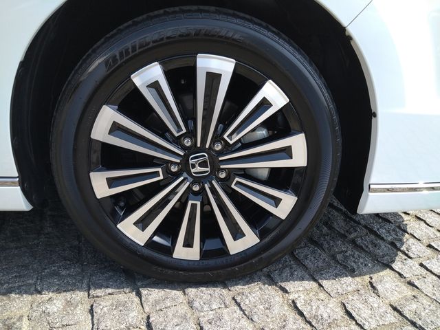 HONDA STEPWAGON E:HEV SPAD 2022 Image 31