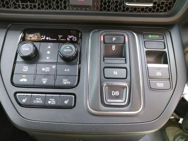 HONDA STEPWAGON E:HEV SPAD 2022 Image 31