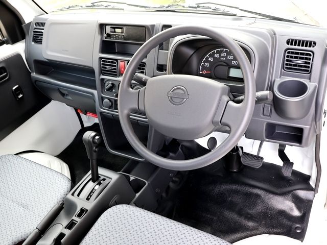 NISSAN CLIPPER TRUCK 2026 Image 31