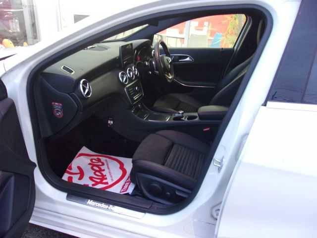 MERCEDES BENZ A CLAS 2017 Image 31