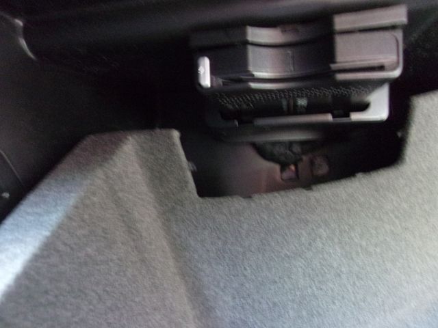 MERCEDES BENZ A CLAS 2017 Image 31