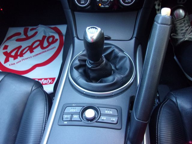 MAZDA RX-8 2004 Image 31