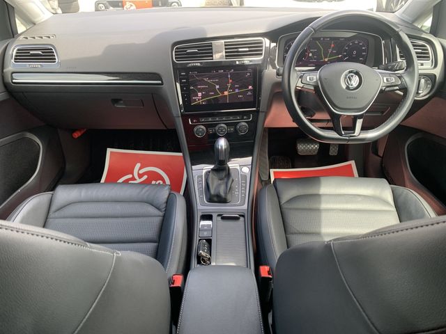 VOLKSWAGEN GOLF 2019 Image 31