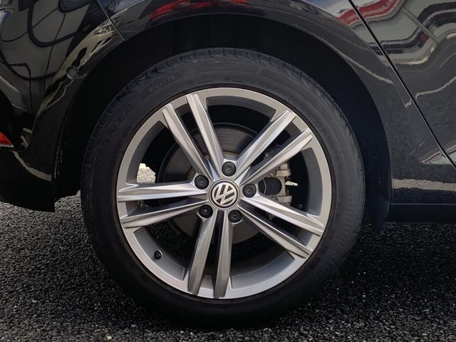 VOLKSWAGEN GOLF 2019 Image 31