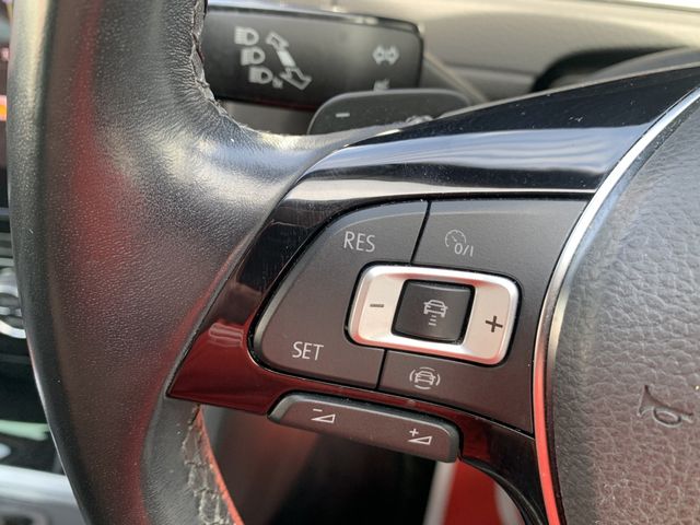 VOLKSWAGEN GOLF 2019 Image 31