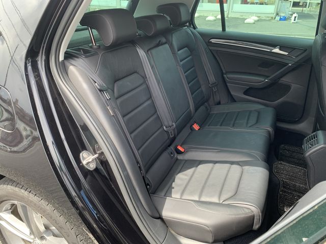 VOLKSWAGEN GOLF 2019 Image 31