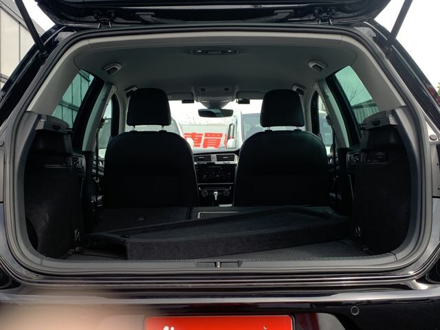 VOLKSWAGEN GOLF 2019 Image 31