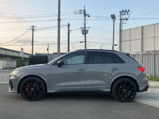 AUDI RS Q3 2024 Image 31