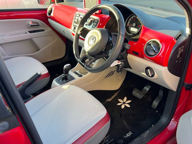 VOLKSWAGEN UP! 2015 Image 31