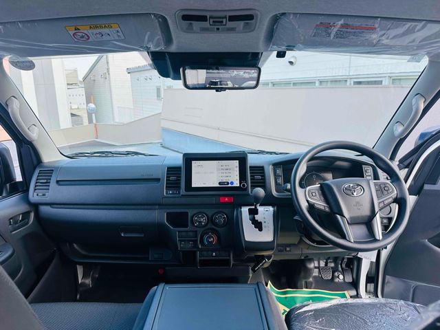 TOYOTA HIACE VAN 1.15T 2WD 2026 Image 31