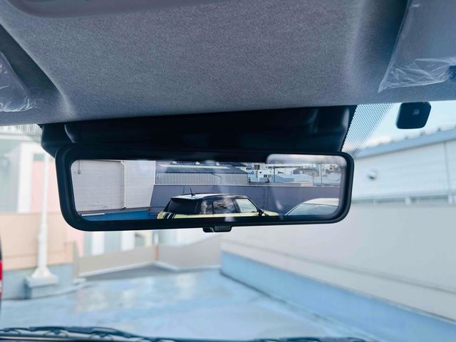 TOYOTA HIACE VAN 1.15T 2WD 2026 Image 31