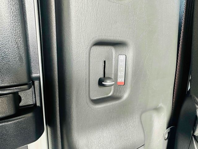 TOYOTA HIACE VAN 1.15T 2WD 2026 Image 31