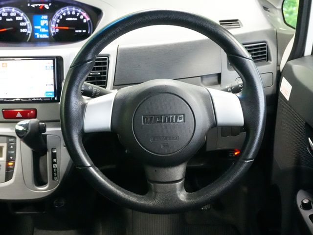 DAIHATSU MOVE CUSTOM 2011 Image 31