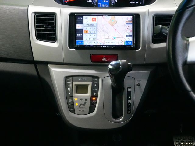 DAIHATSU MOVE CUSTOM 2011 Image 31