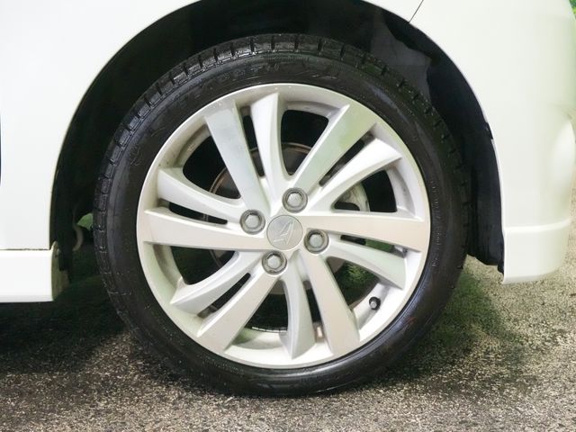 DAIHATSU MOVE CUSTOM 2011 Image 31