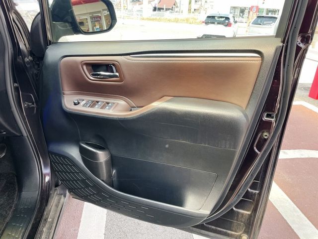 TOYOTA ESQUIRE 2015 Image 31