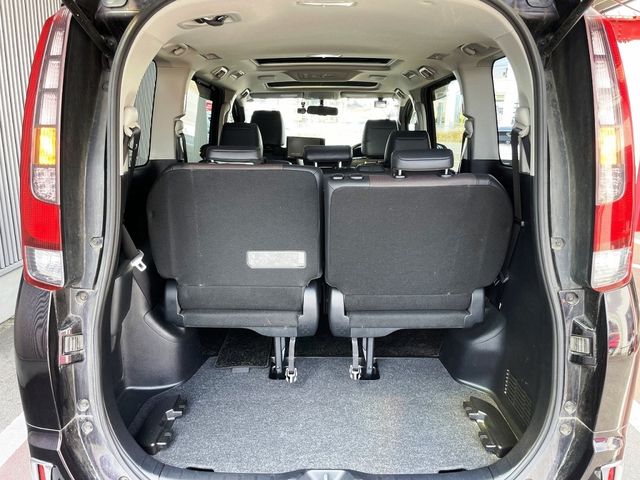 TOYOTA ESQUIRE 2015 Image 31