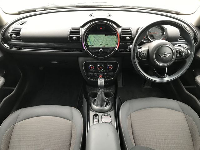 BMW MINI COOPER CLUB 2017 Image 31