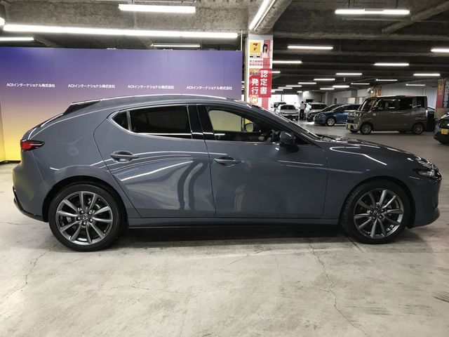 MAZDA 3 FASTBACK 2019 Image 31