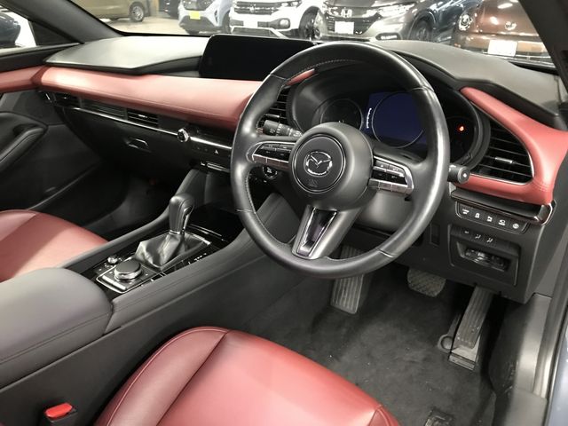 MAZDA 3 FASTBACK 2019 Image 31