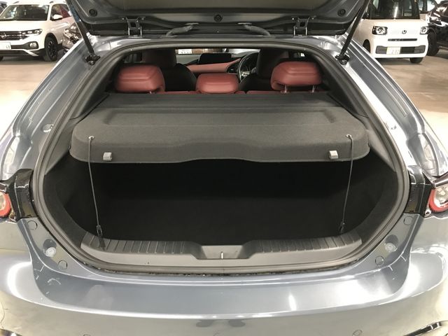 MAZDA 3 FASTBACK 2019 Image 31