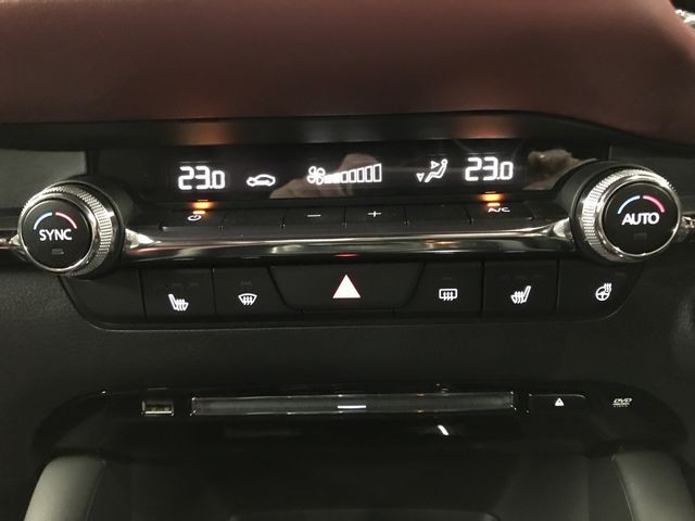 MAZDA 3 FASTBACK 2019 Image 31