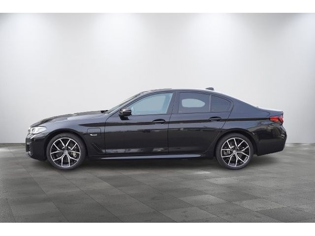 BMW 5SERIES SEDAN 2022 Image 31