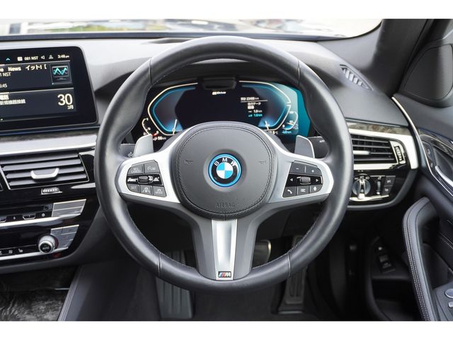 BMW 5SERIES SEDAN 2022 Image 31