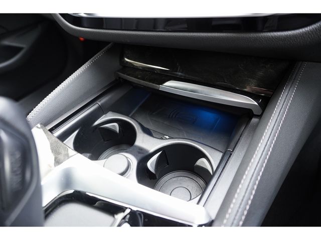 BMW 5SERIES SEDAN 2022 Image 31