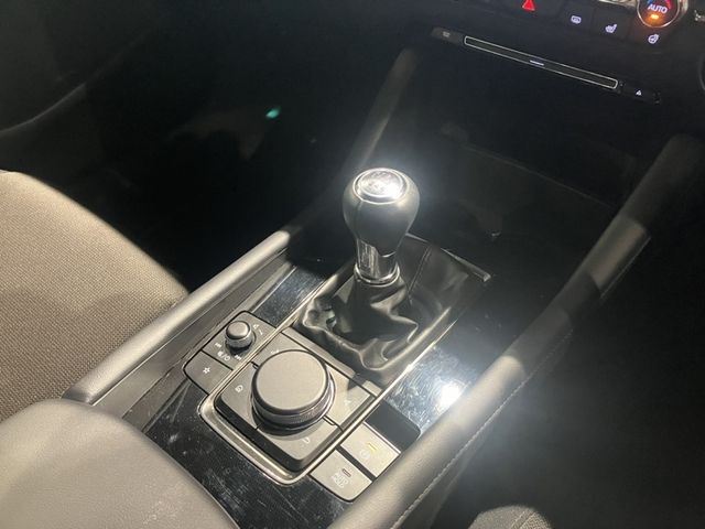 MAZDA 3 FASTBACK 2022 Image 31