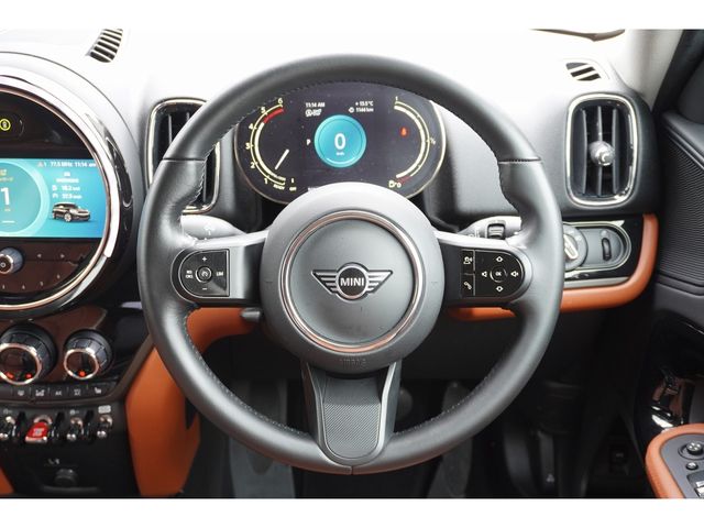 BMW MINI COOPER D CROSSO 2022 Image 31