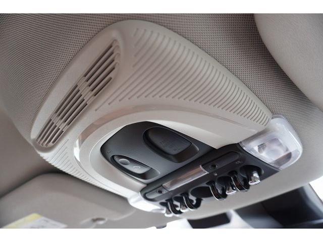 BMW MINI COOPER D CROSSO 2022 Image 31