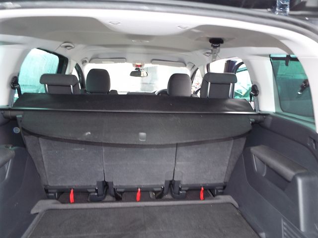 PEUGEOT 5008 2013 Image 31