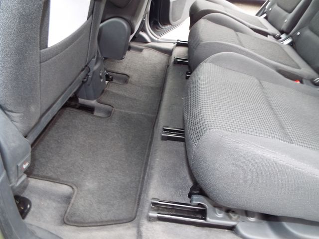 PEUGEOT 5008 2013 Image 31