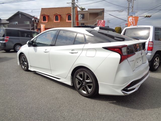 TOYOTA PRIUS 2020 Image 31