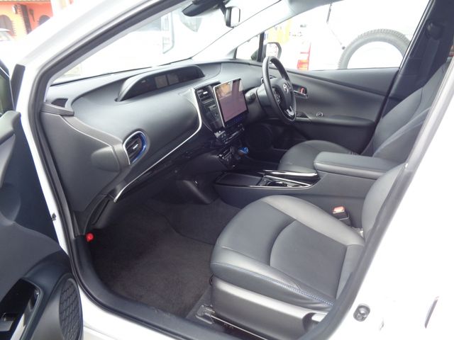 TOYOTA PRIUS 2020 Image 31