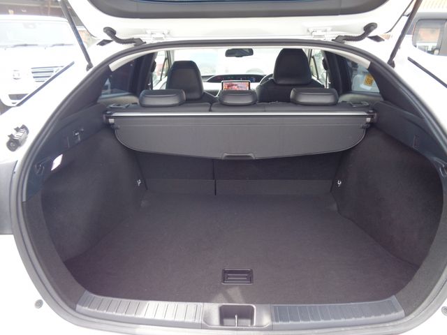 TOYOTA PRIUS 2020 Image 31