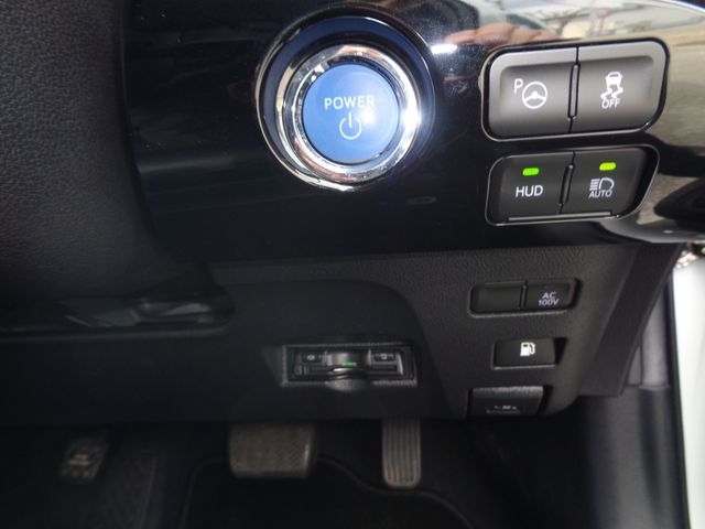 TOYOTA PRIUS 2020 Image 31