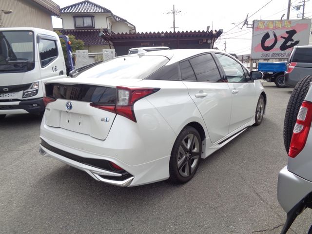 TOYOTA PRIUS 2020 Image 31