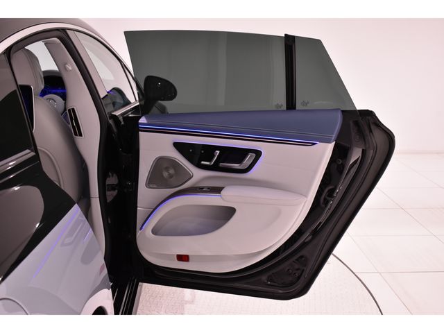 MERCEDES BENZ EQS 2024 Image 31