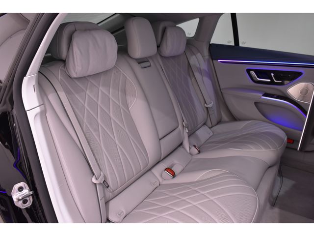 MERCEDES BENZ EQS 2024 Image 31