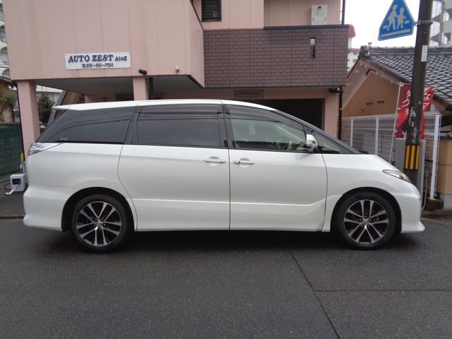 TOYOTA ESTIMA 2012 Image 31