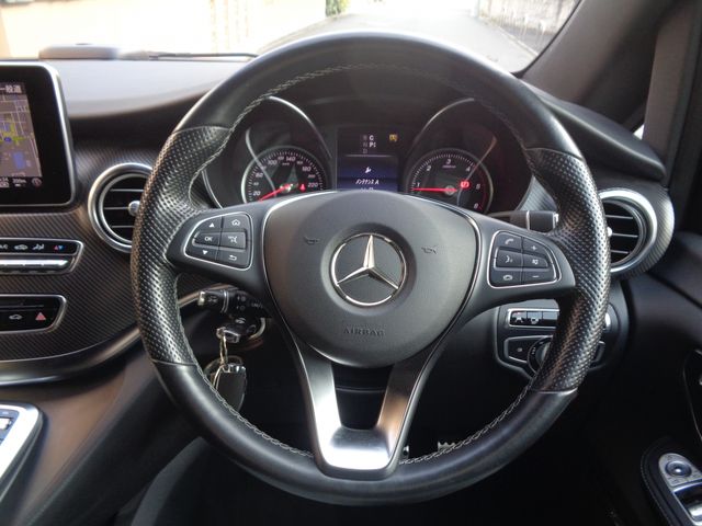 MERCEDES BENZ V CLAS 2017 Image 31