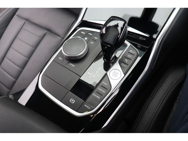 BMW 3SERIES TOURING 2019 Image 31