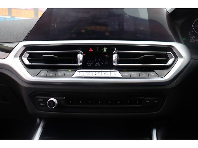 BMW 3SERIES TOURING 2019 Image 31