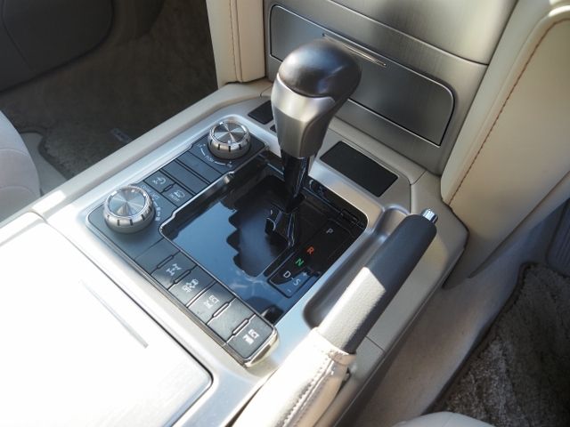 TOYOTA LANDCRUISER WAGON 2020 Image 31