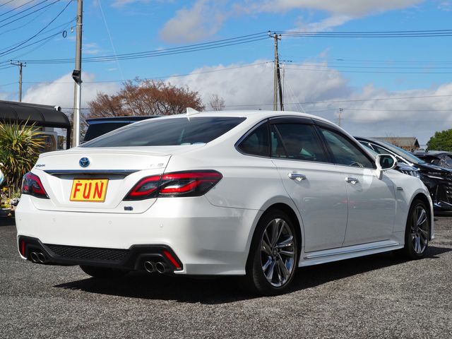TOYOTA CROWN SEDAN HYBRID 2021 Image 31