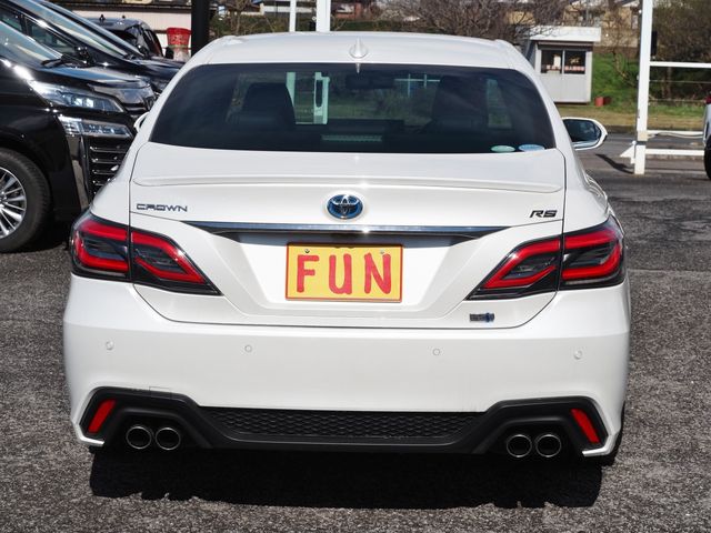 TOYOTA CROWN SEDAN HYBRID 2021 Image 31