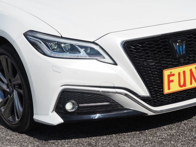 TOYOTA CROWN SEDAN HYBRID 2021 Image 31