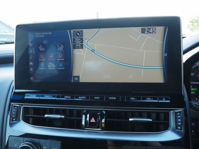 TOYOTA CROWN SEDAN HYBRID 2021 Image 31